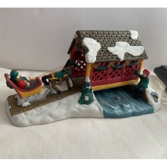 Vintage Christmas Ceramic Holiday Village Decorations - Picture 2 of 10